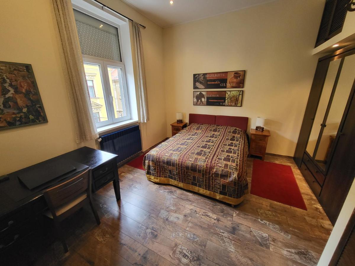 Stylish Apartment In Center Of Zagreb Ngoại thất bức ảnh